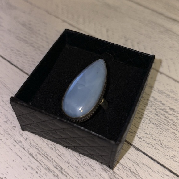 Sterling Silver Ring marked 925 Size 8 - Picture 5 of 8